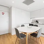Guestready - Guimaraes' Restful Elegance Гимарайнш