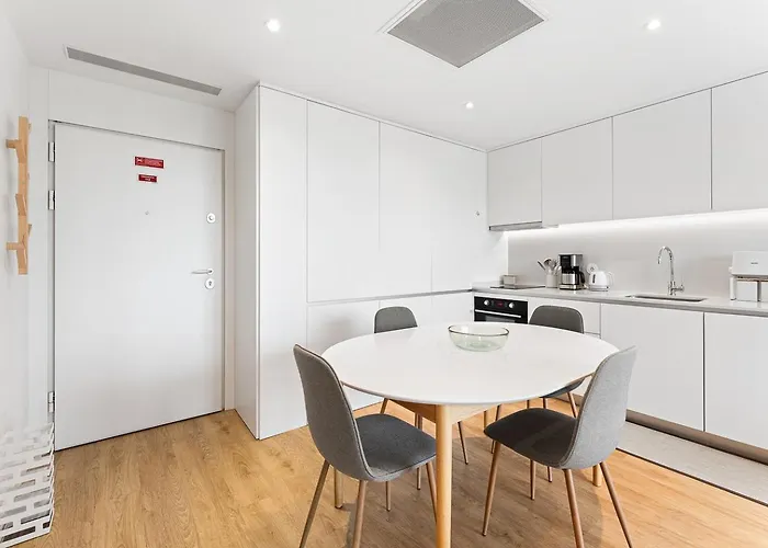 Guestready - Guimaraes' Restful Elegance Γκιμαράες